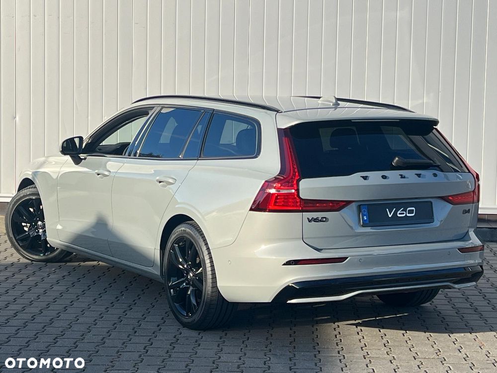 Volvo V60 B4 B Plus Dark - 8