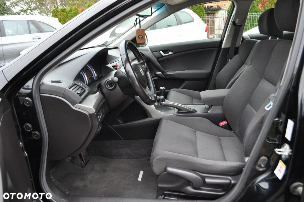 Honda Accord 2.2d Comfort - 14