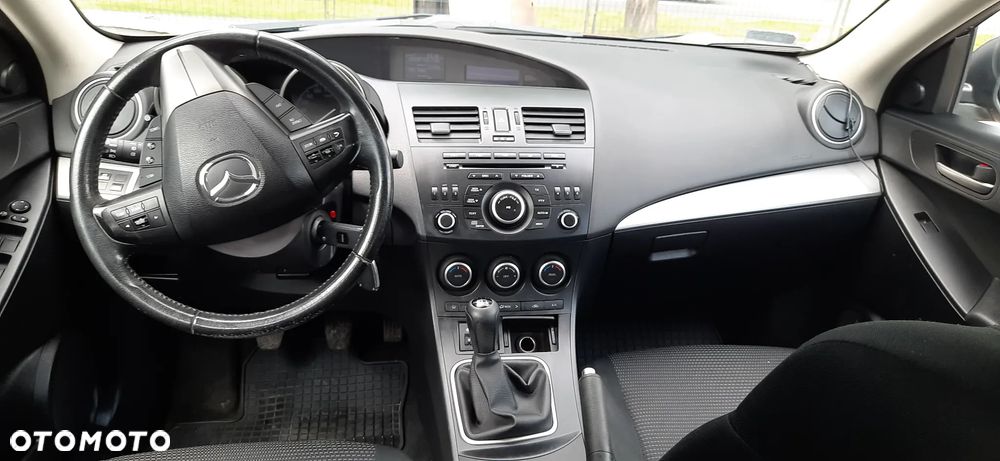 Mazda 3 - 15