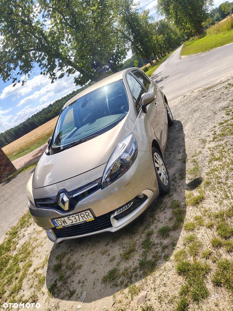 Renault Scenic 1.6 16V TomTom Edition - 1
