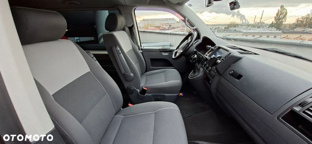 Volkswagen Multivan - 7