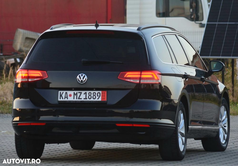 Volkswagen Passat - 4