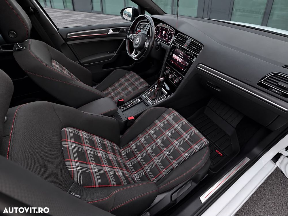 Volkswagen Golf GTI 2.0 TSI OPF DSG Performance - 8