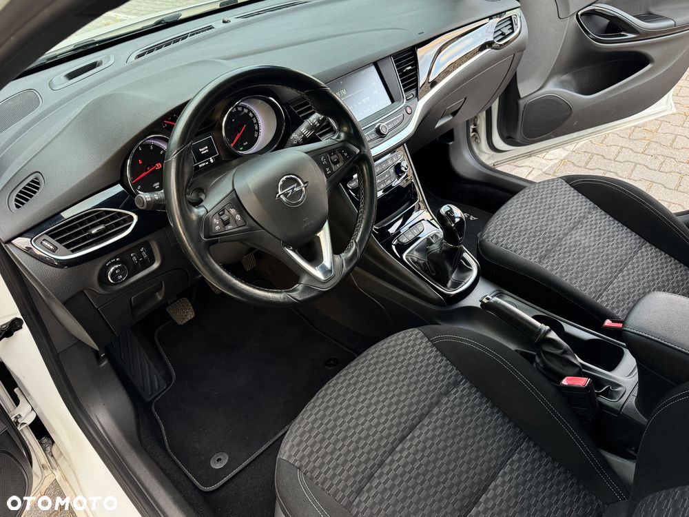 Opel Astra 1.4 Turbo Edition - 19