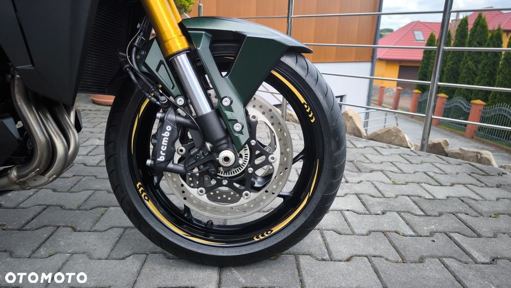 Suzuki GSX 1000 - 30