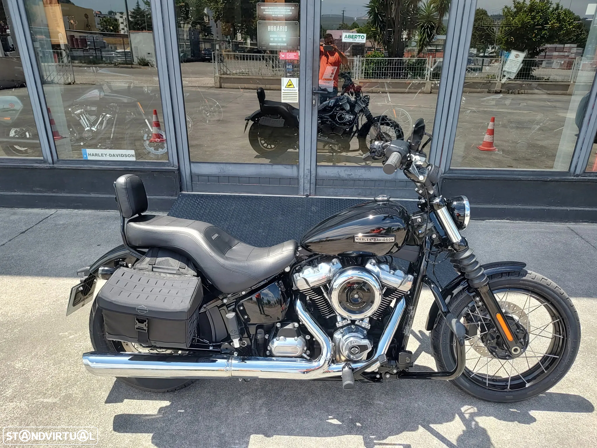 Harley-Davidson Street Bob 117 - 16