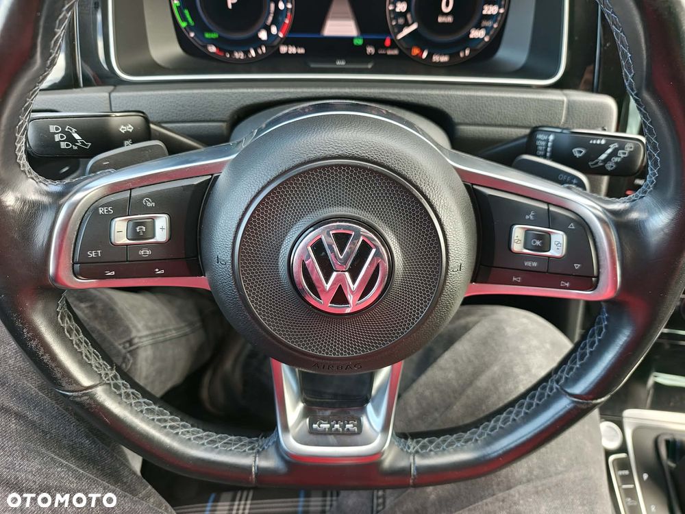 Volkswagen Golf 1.4 TSI Plug-In-Hybrid GTE - 23
