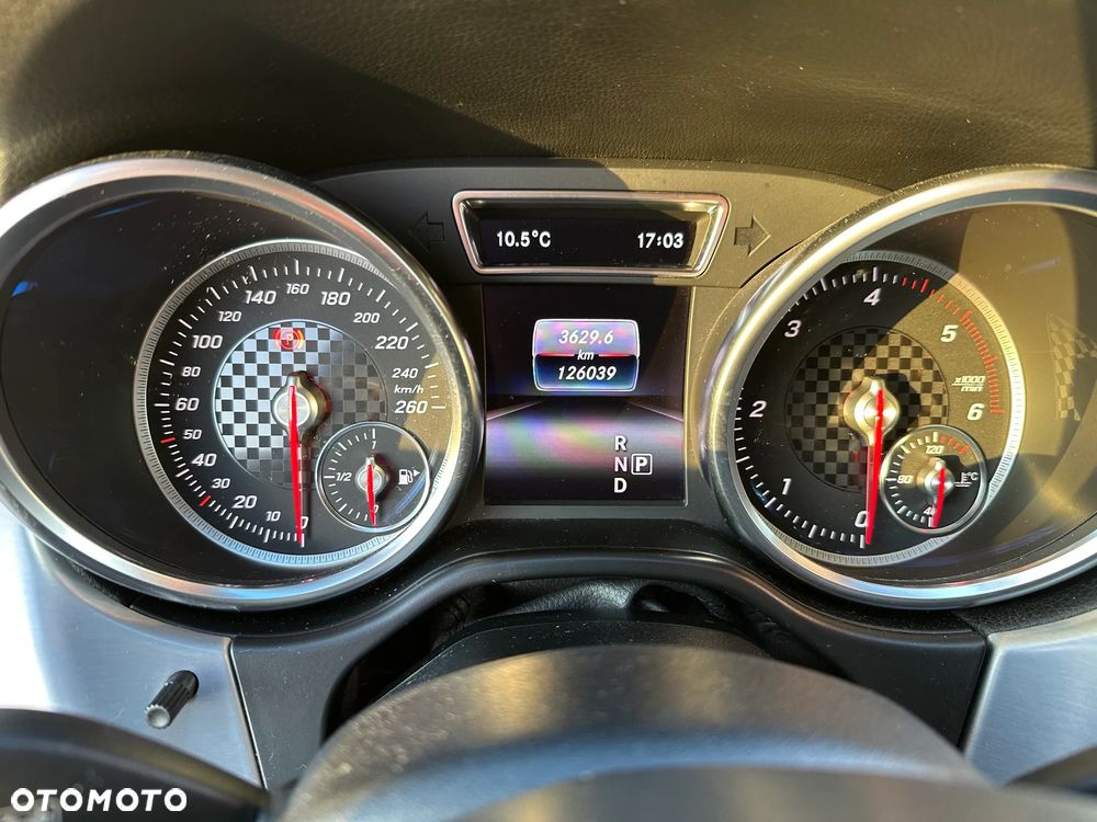 Mercedes-Benz GLE - 19