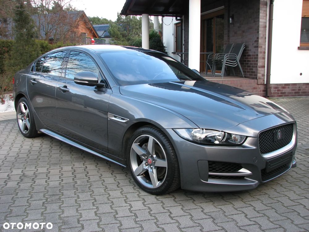 Jaguar XE D180 R-Dynamic S - 7
