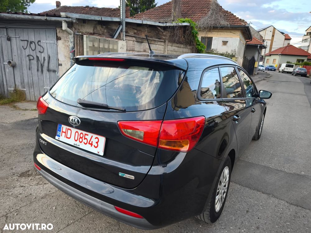 Kia Ceed - 4