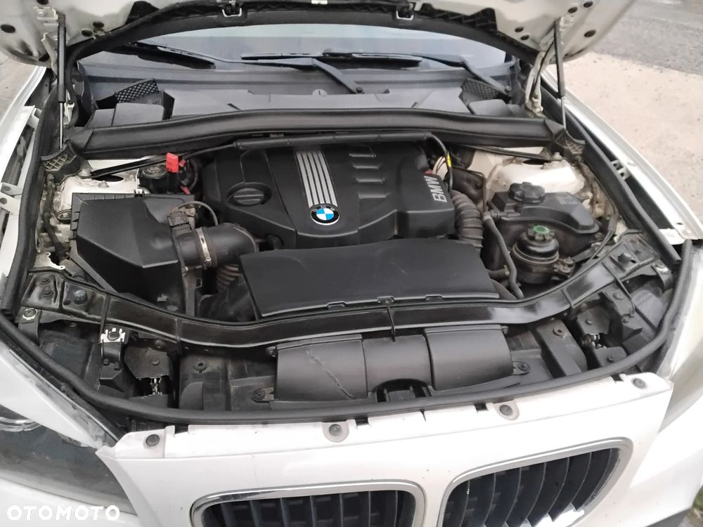 BMW X1 xDrive20d - 4