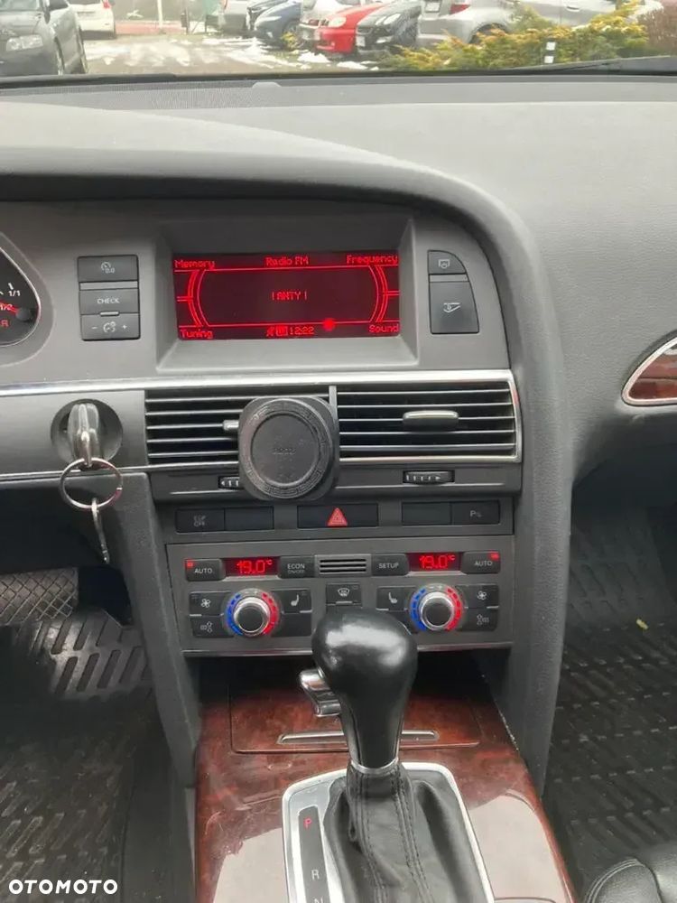 Audi A6 Avant 4.2 Quattro Tiptronic - 20