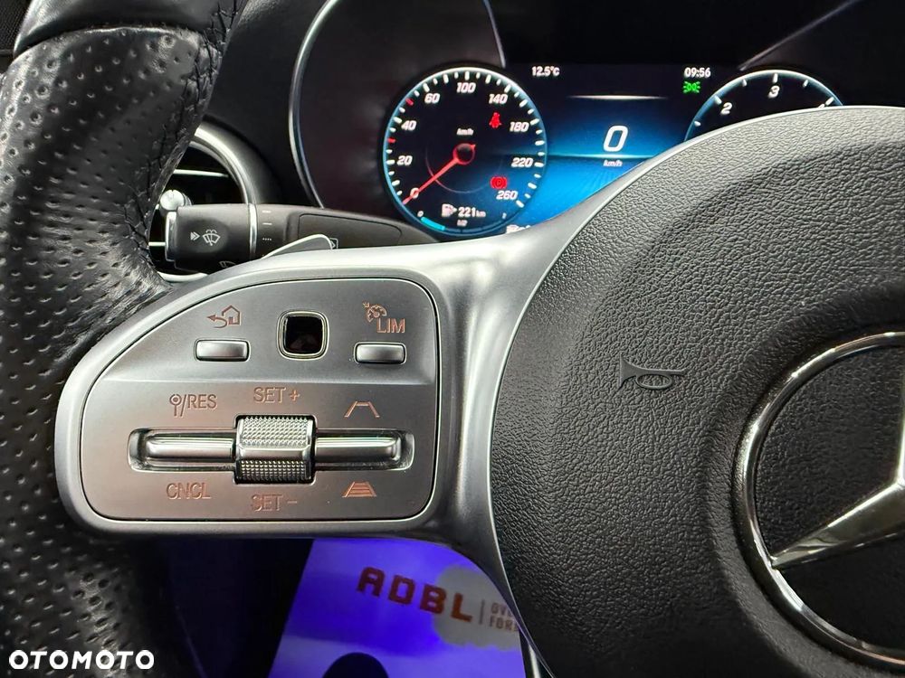 Mercedes-Benz Klasa C 300 d 4Matic 9G-TRONIC AMG Line - 15