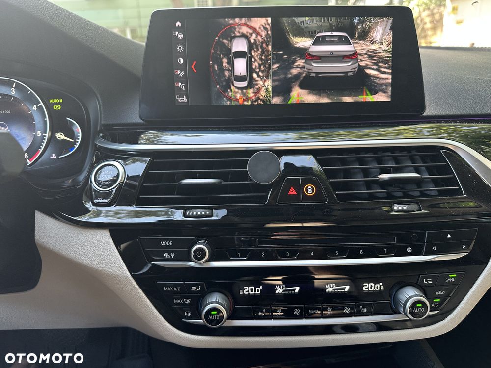 BMW Seria 5 - 25