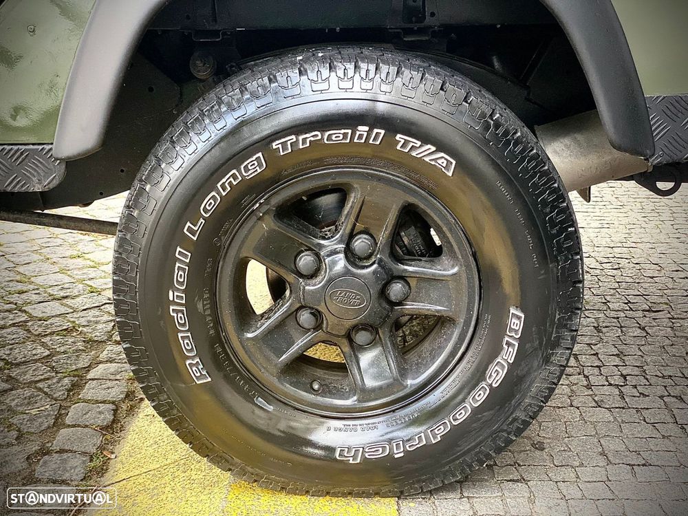 Land Rover Defender 110 2.5 TD5 Metal Top - 14