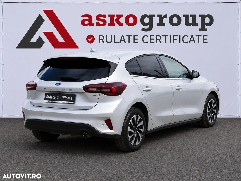 Ford Focus - 9