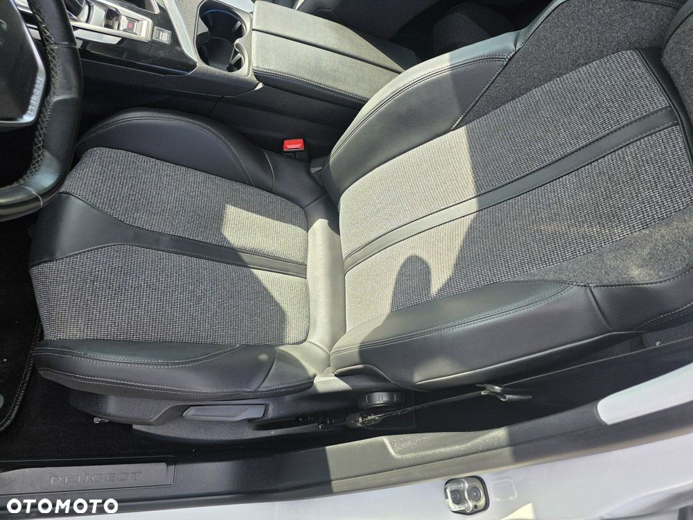 Peugeot 3008 2.0 BlueHDi Crossway S&S EAT8 - 13