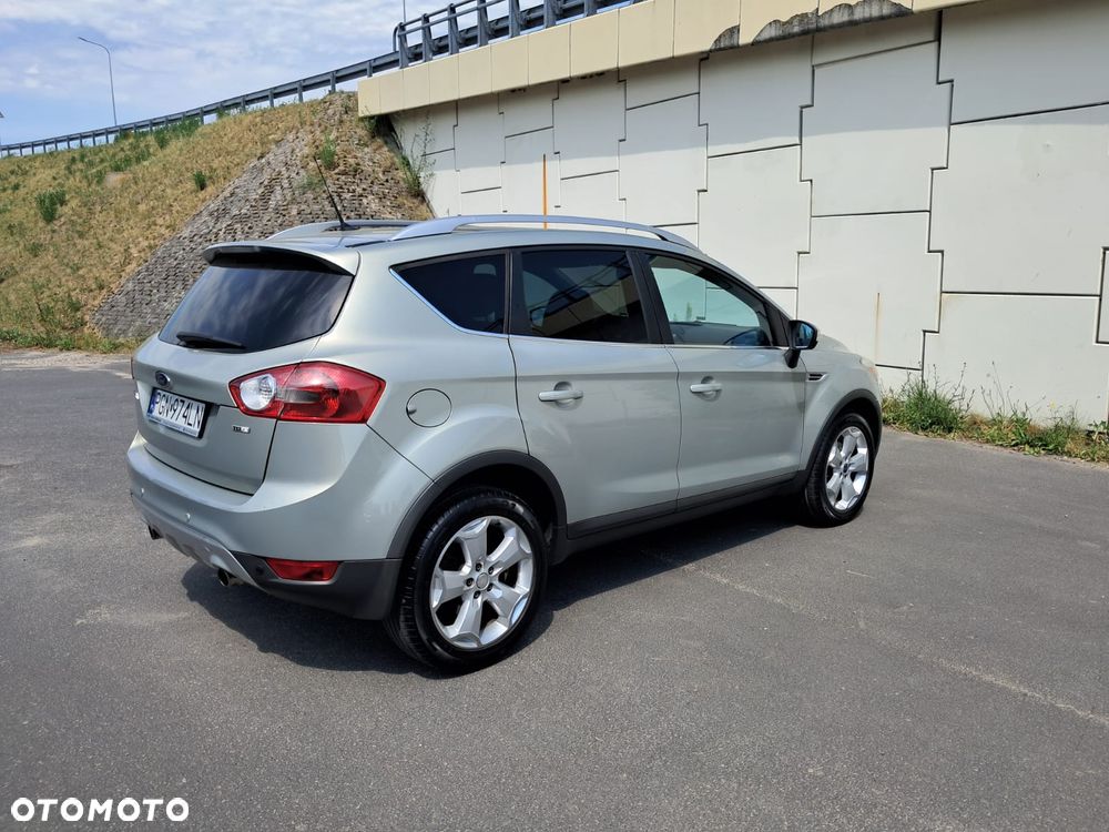 Ford Kuga 2.0 TDCi Titanium - 8