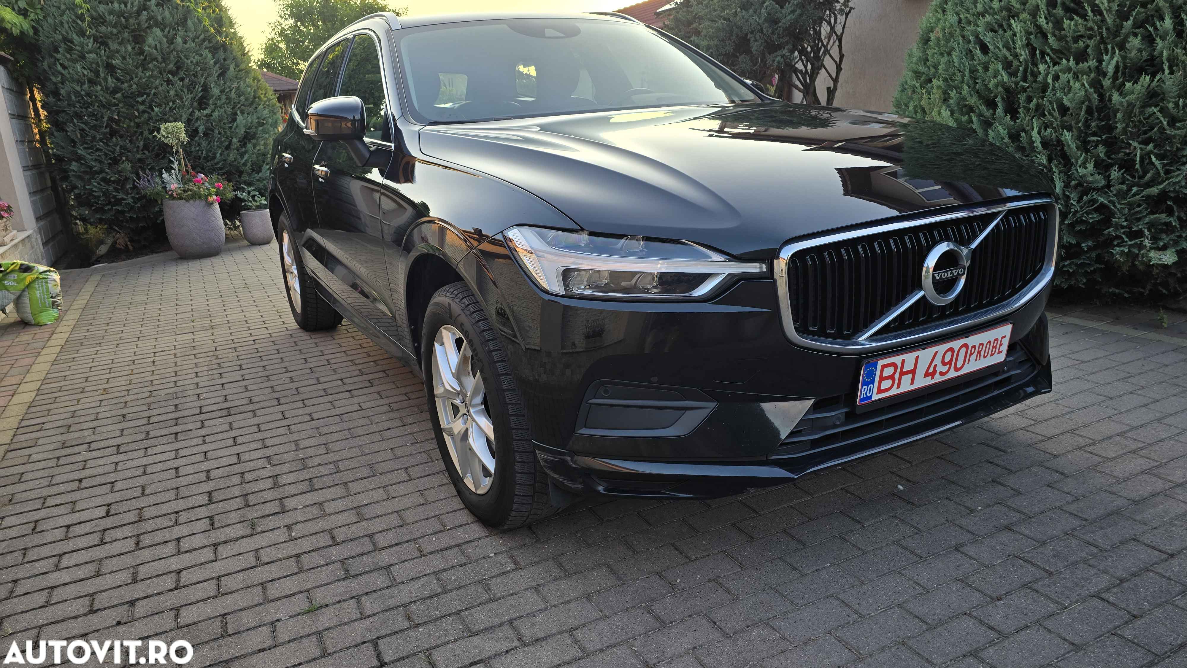 Volvo XC 60 D3 Momentum Pro - 3
