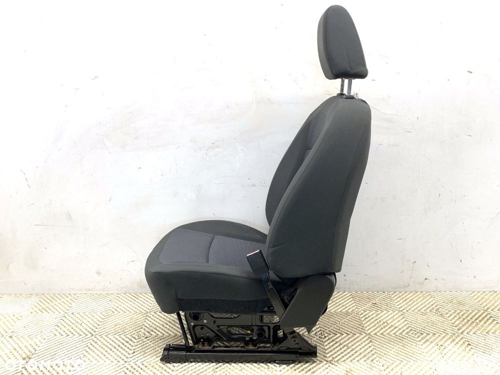 FOTEL PRAWY PRZÓD  NISSAN QASHQAI / QASHQAI +2 I (J10, NJ10, JJ10E) 2006 - 2014 1.6 84 kW [114 KM] - 5