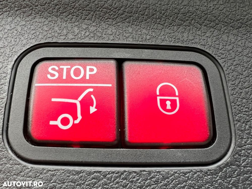 Mercedes-Benz GLE - 25