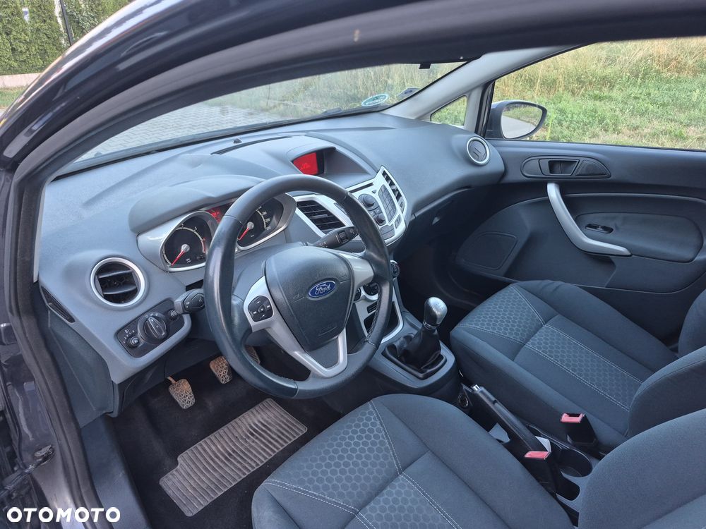 Ford Fiesta - 6