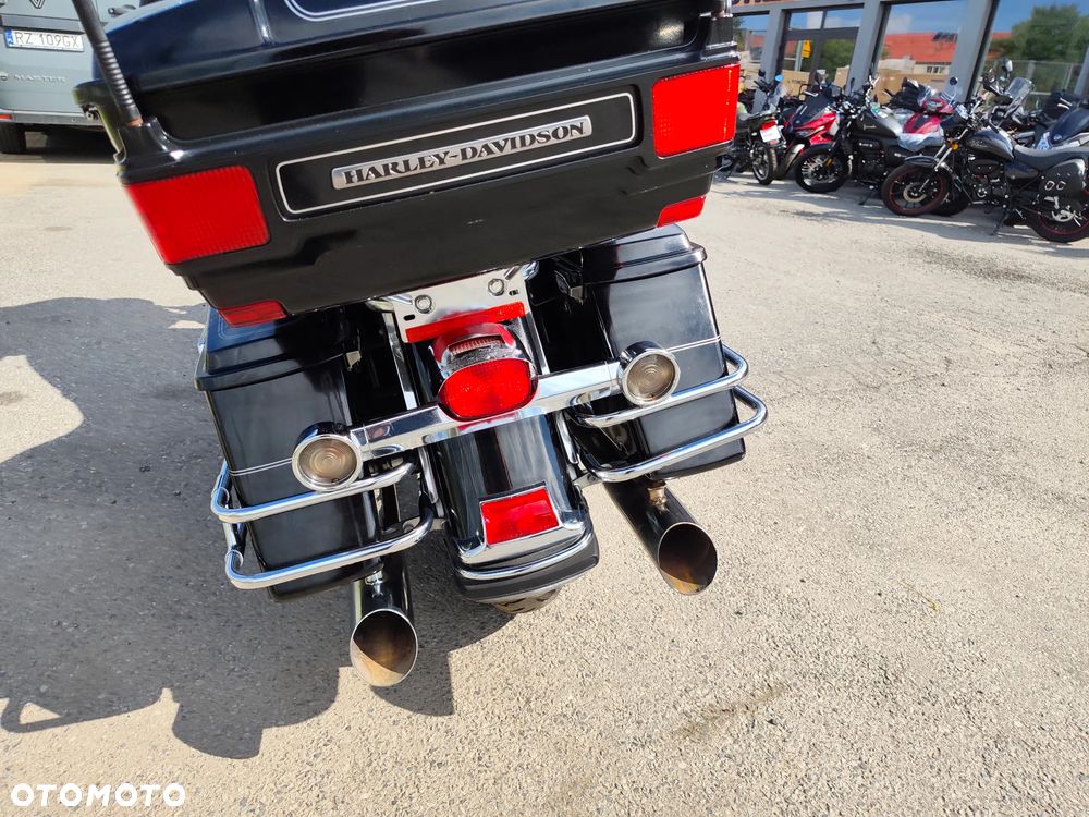Harley-Davidson Touring Electra Glide - 16