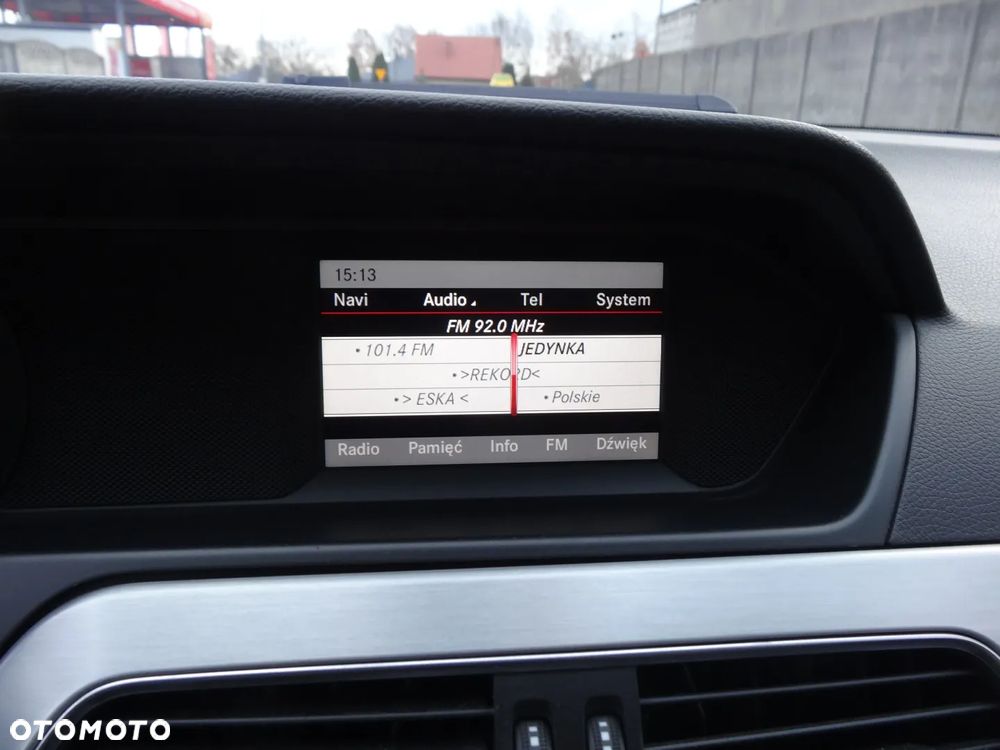 Mercedes-Benz Klasa C 180 Kompressor BlueEFFICIENCY Avantgarde - 24