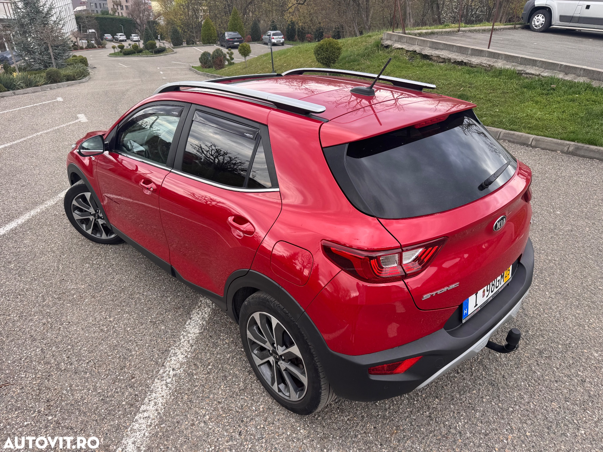 Kia Stonic 1.6 CRDi Platinum Edition - 4