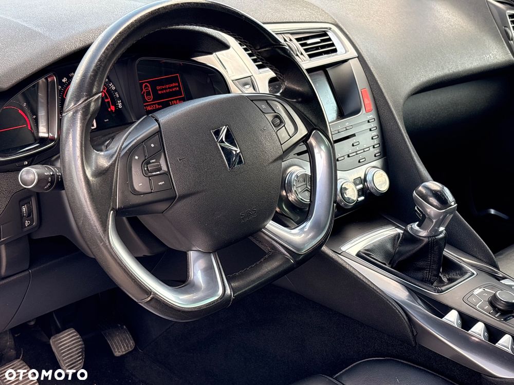 Citroën DS5 2.0 HDi SoChic - 11