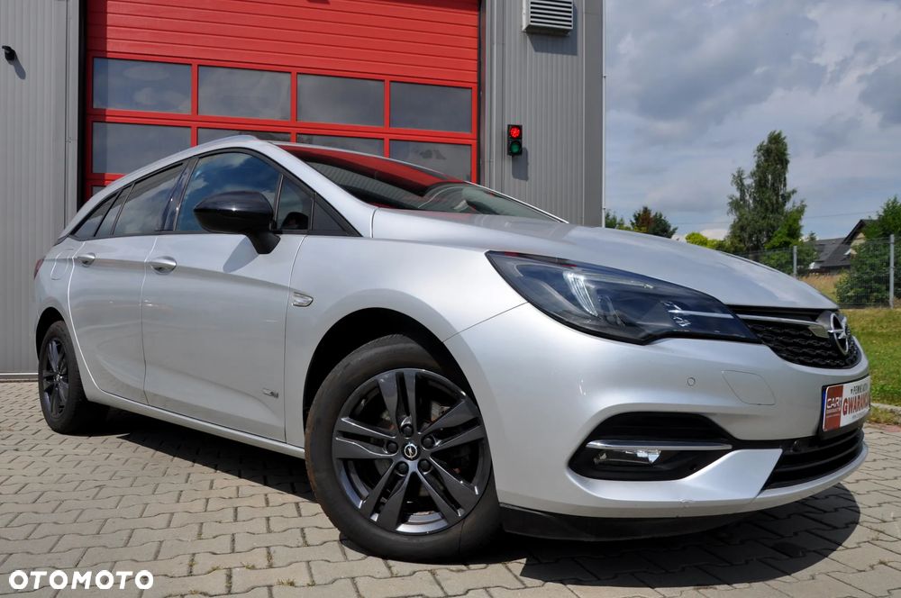 Opel Astra 1.5 D Start/Stop Automatik Design&Tech - 10