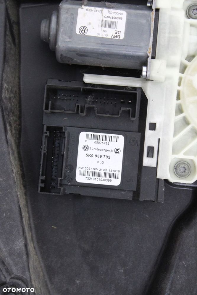 VW GOLF VI HB 5D 2008R- PODNOŚNIK MECHANIZM SZYBY LEWY PRZÓD PRZEDNI - 3