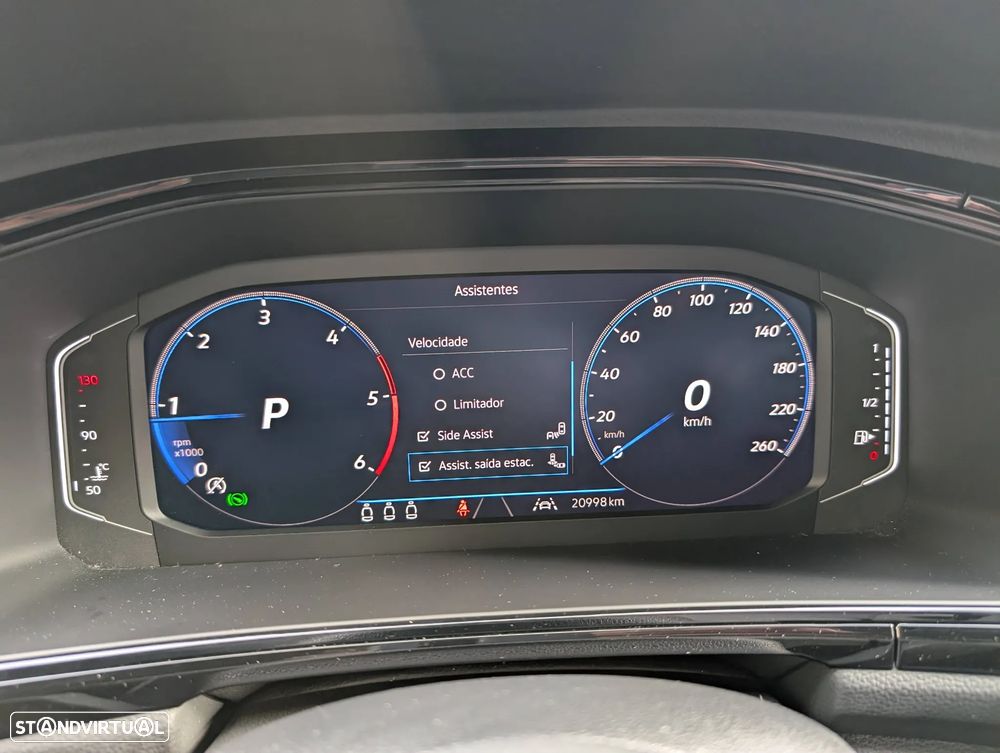 VW T-Roc 2.0 TDI R-Line DSG - 18