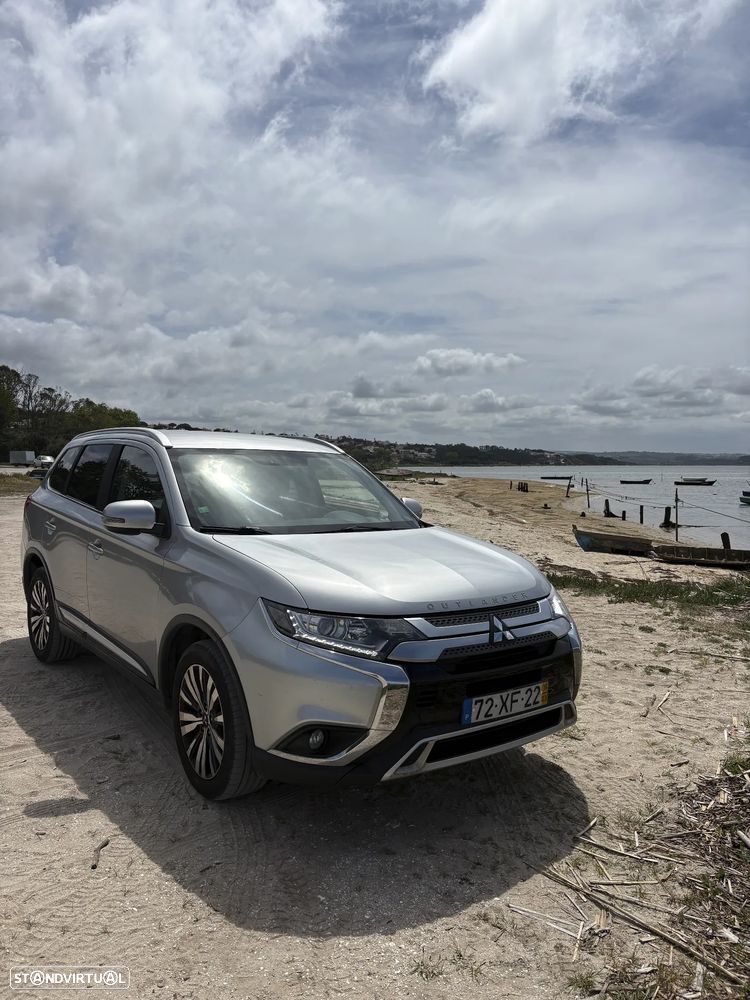 Mitsubishi Outlander 2.0 Kaiteki CVT - 2