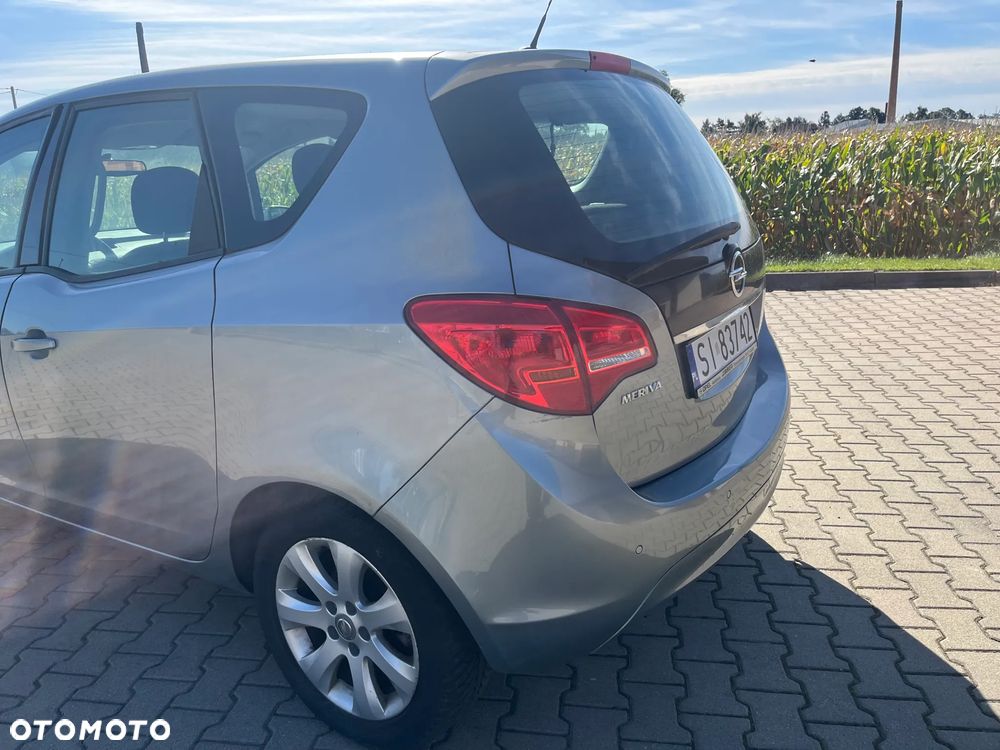 Opel Meriva 1.4 Essentia - 10
