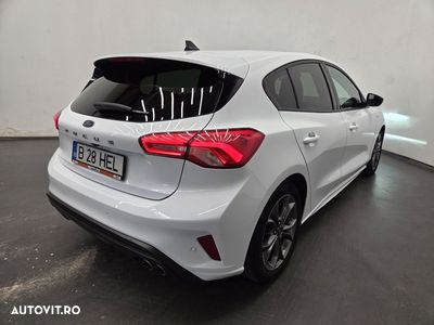 Ford Focus - 4