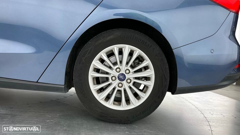 Ford Focus SW 1.0 EcoBoost Titanium - 20