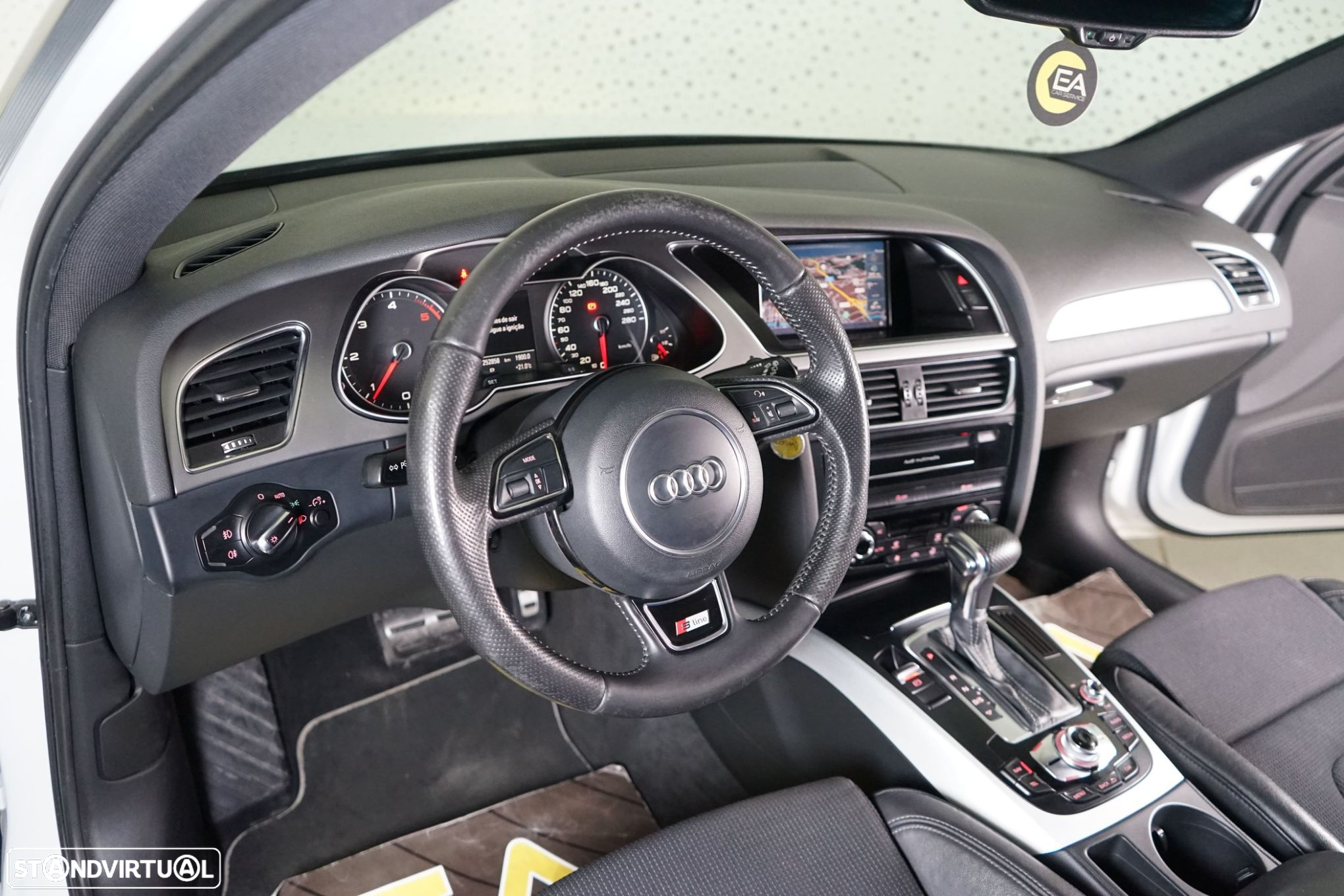Audi A4 Avant 2.0 TDI DPF multitronic S line Sport Pack (plus) - 20