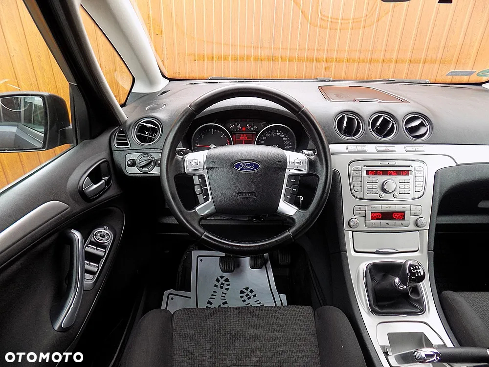 Ford S-Max 1.8 TDCi Ambiente - 14