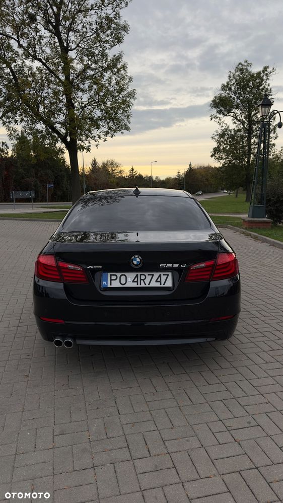 BMW Seria 5 525d xDrive - 6