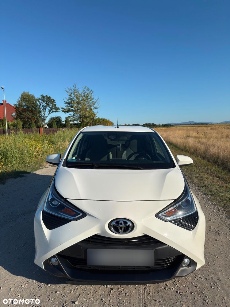 Toyota Aygo x-play - 2