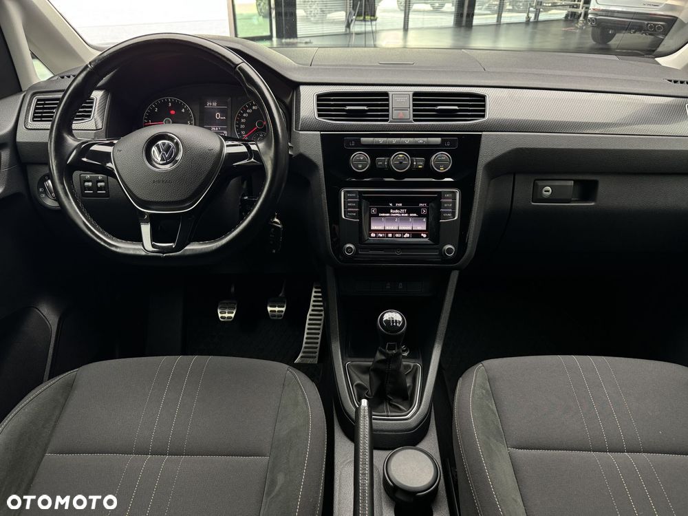 Volkswagen Caddy 2.0 TDI Alltrack 4Motion - 17