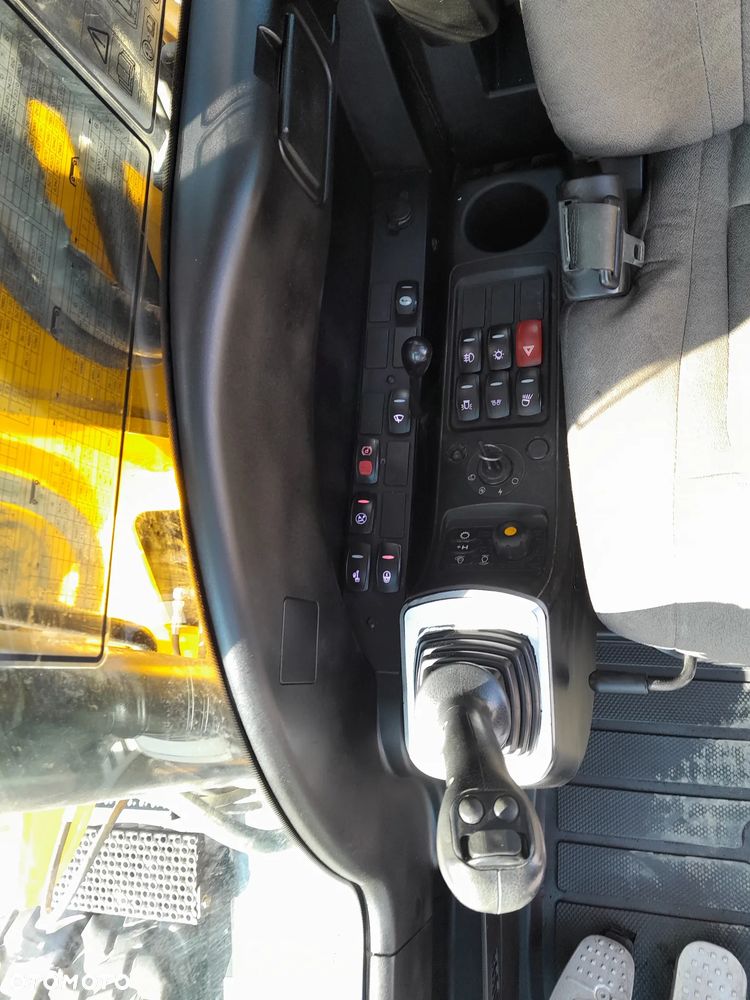 JCB JS 145 W - 27