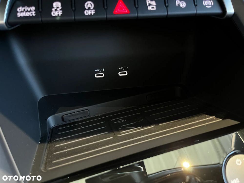 Audi A3 Sportback TFSI mHEV 110 kW Advanced S tronic - 27