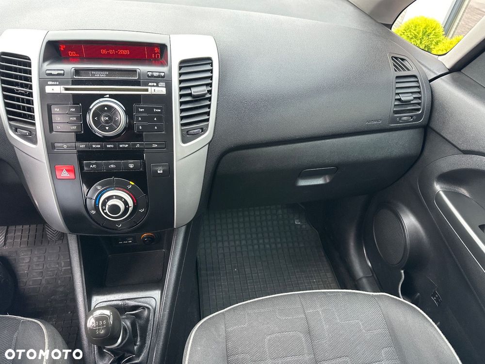 Kia Venga 1.4 M - 11