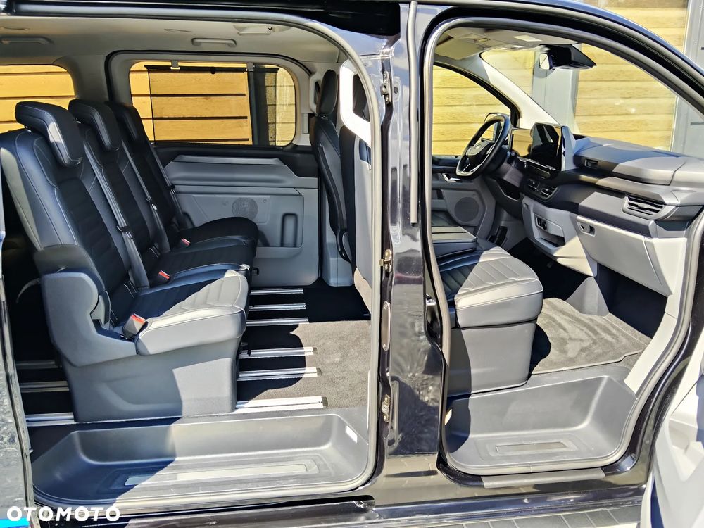 Ford Tourneo Custom 320 L1H1 VA Autm Titanium - 26