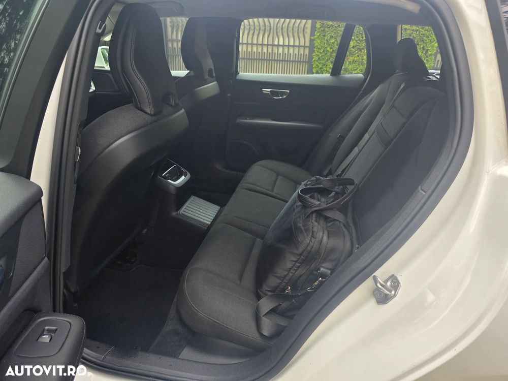 Volvo V60 - 16