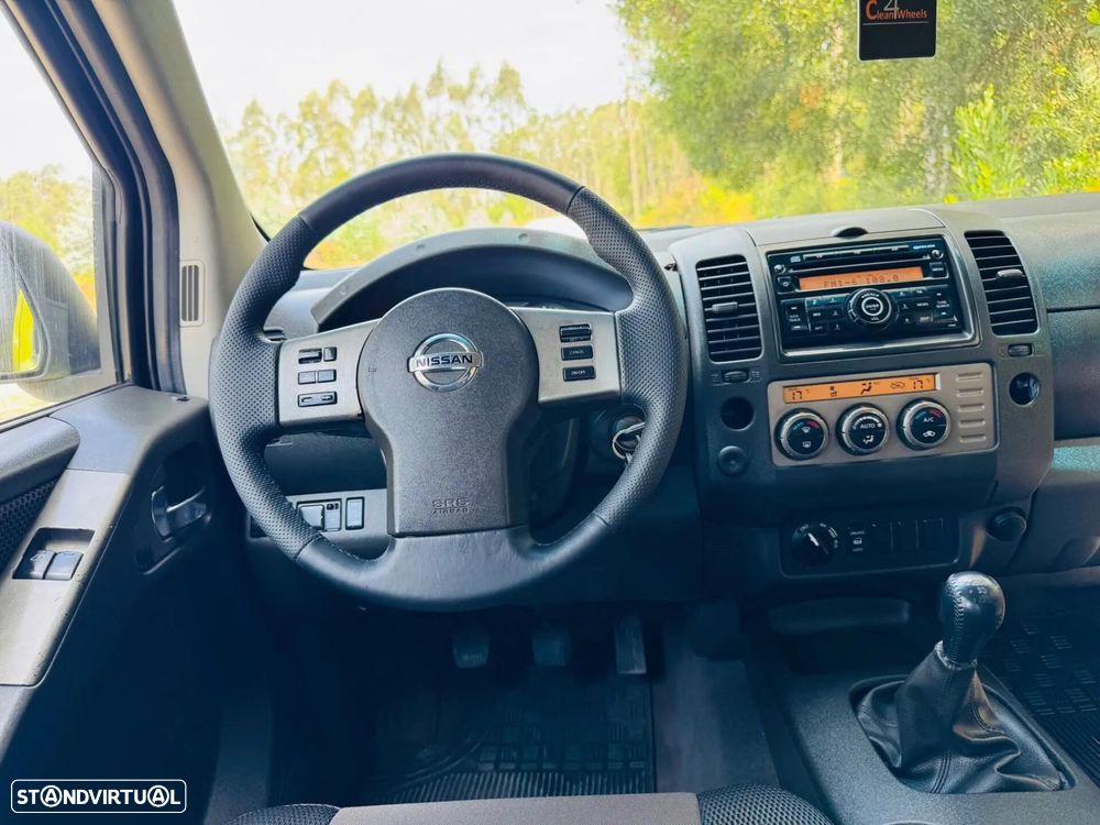 Nissan Navara 2.5 dCi CD SE Eastpak - 31