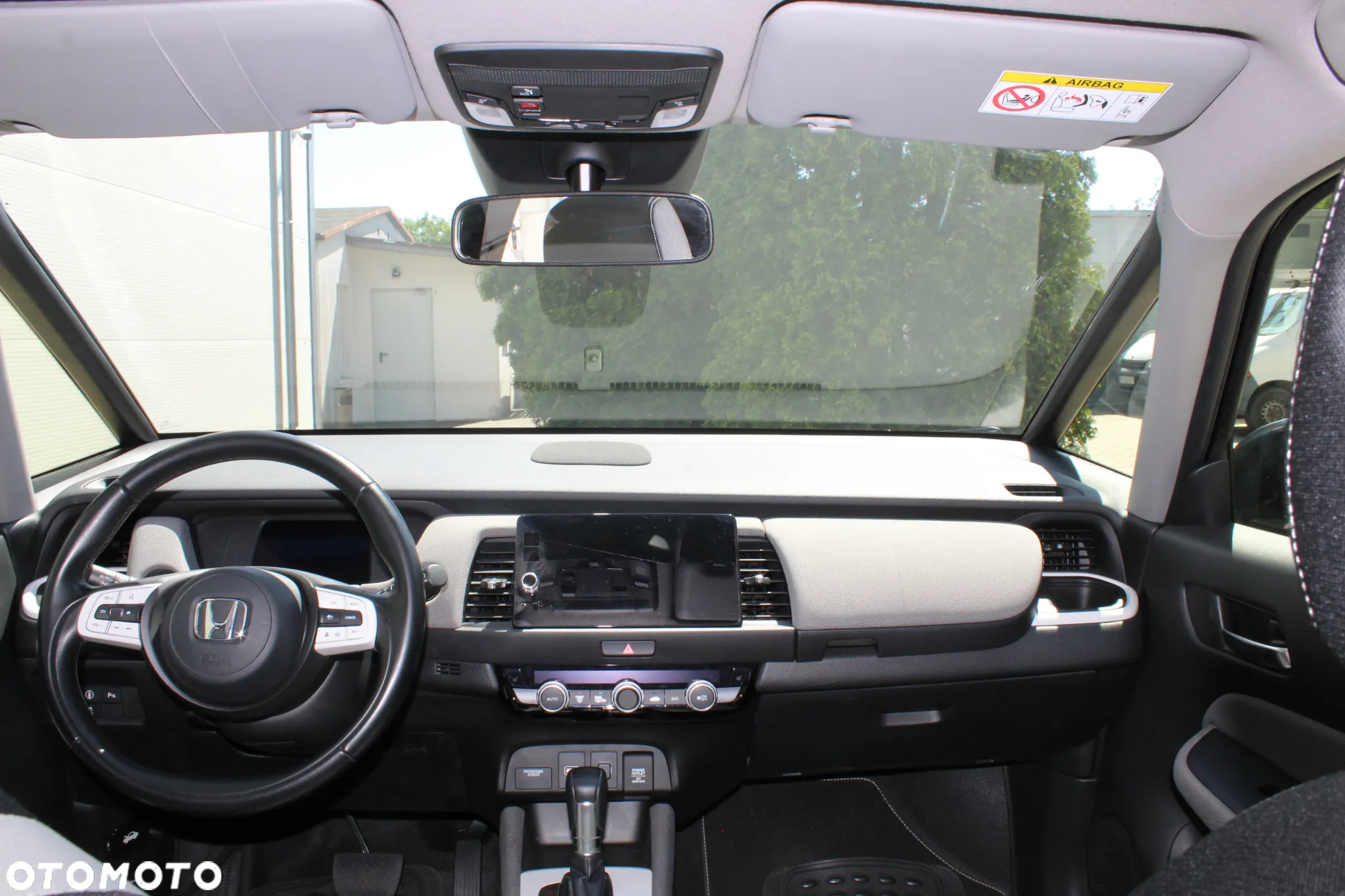 Honda Jazz 1.5 i-MMD Executive Crosstar (Czarny Dach) - 29