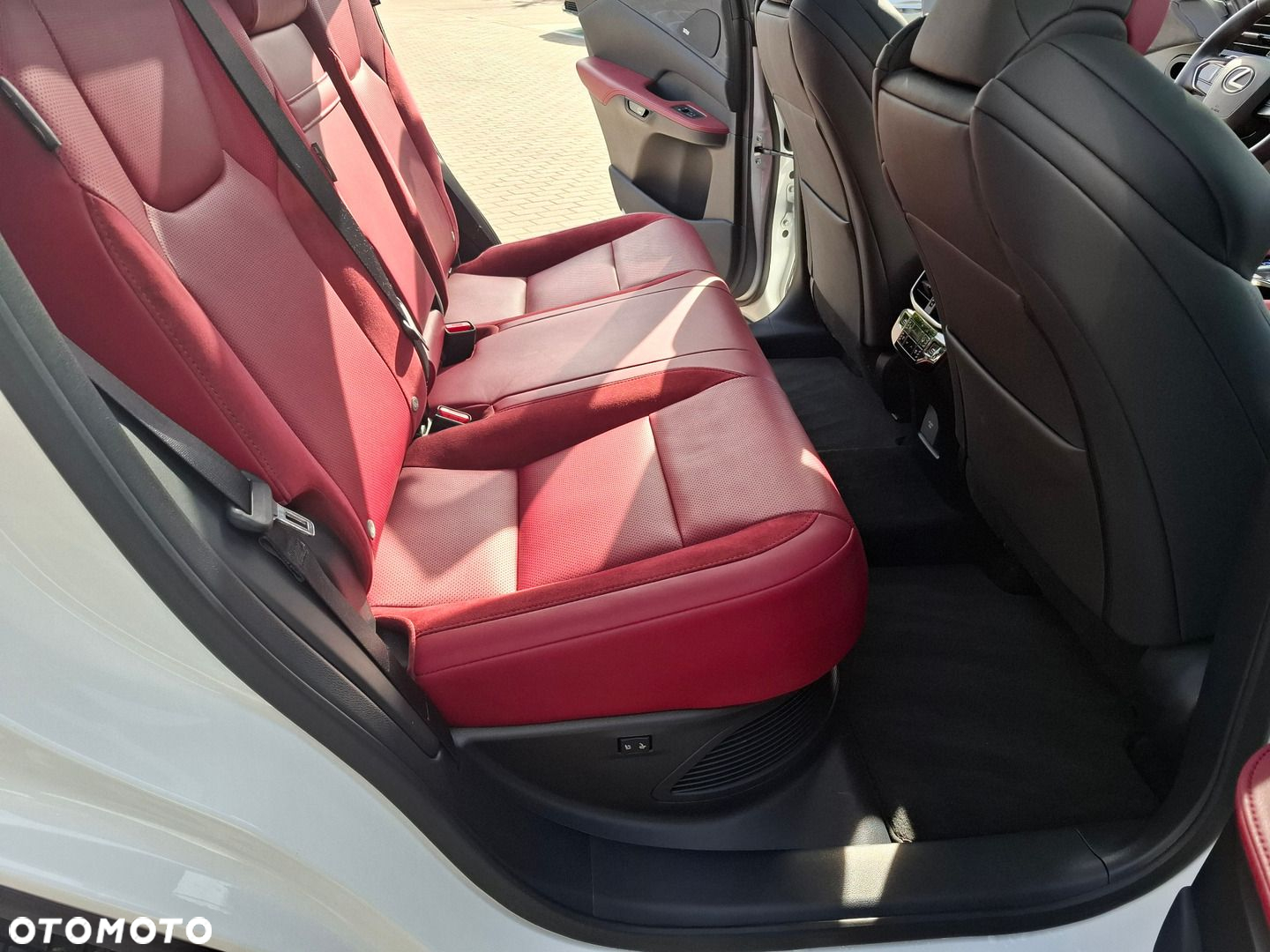 Lexus RX - 26